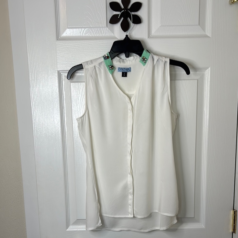 Cynthia Rowley White Sleeveless Top with Green Collar and Bead Accents Size Sm
